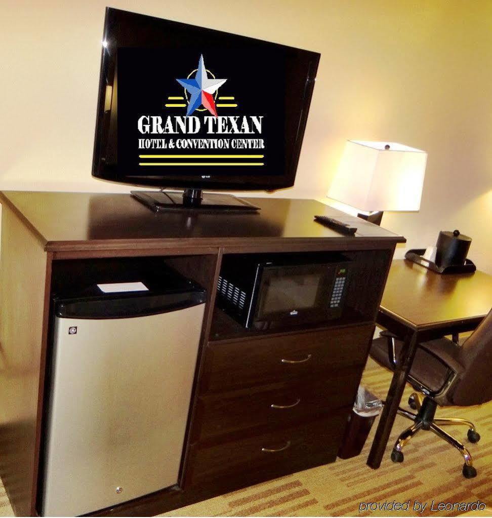 Grand Texan Hotel And Convention Center มิดแลนด์ ภายนอก รูปภาพ